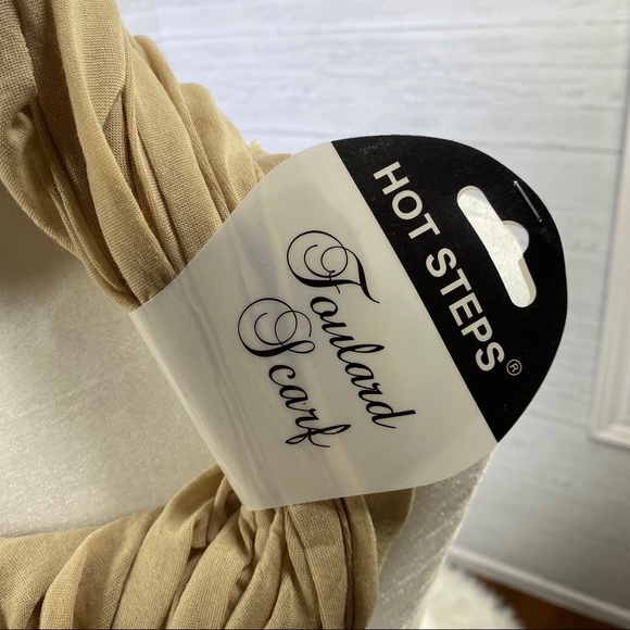 ⭐️SALE⭐️Hot Steps Beige Foulard Scarf - Picture 2 of 6